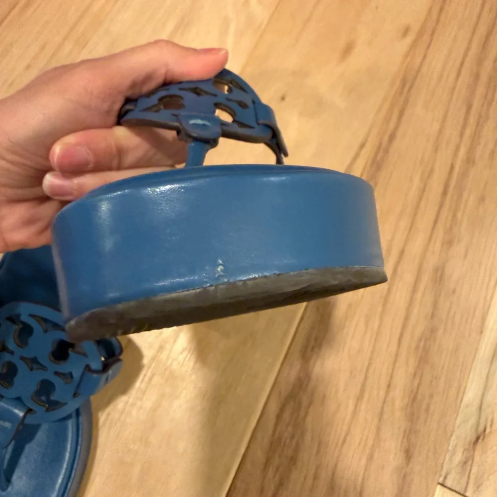Tory Burch miller wedge sandal in blue women’s size 9 sold
out color! - Picture 8 of 9